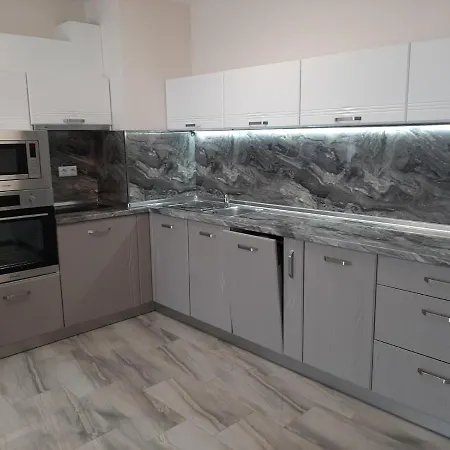 Deluxe 7 Sveti Konstantin